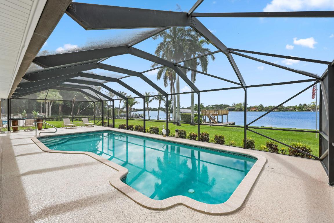 LAKE OSBORNE - Residential