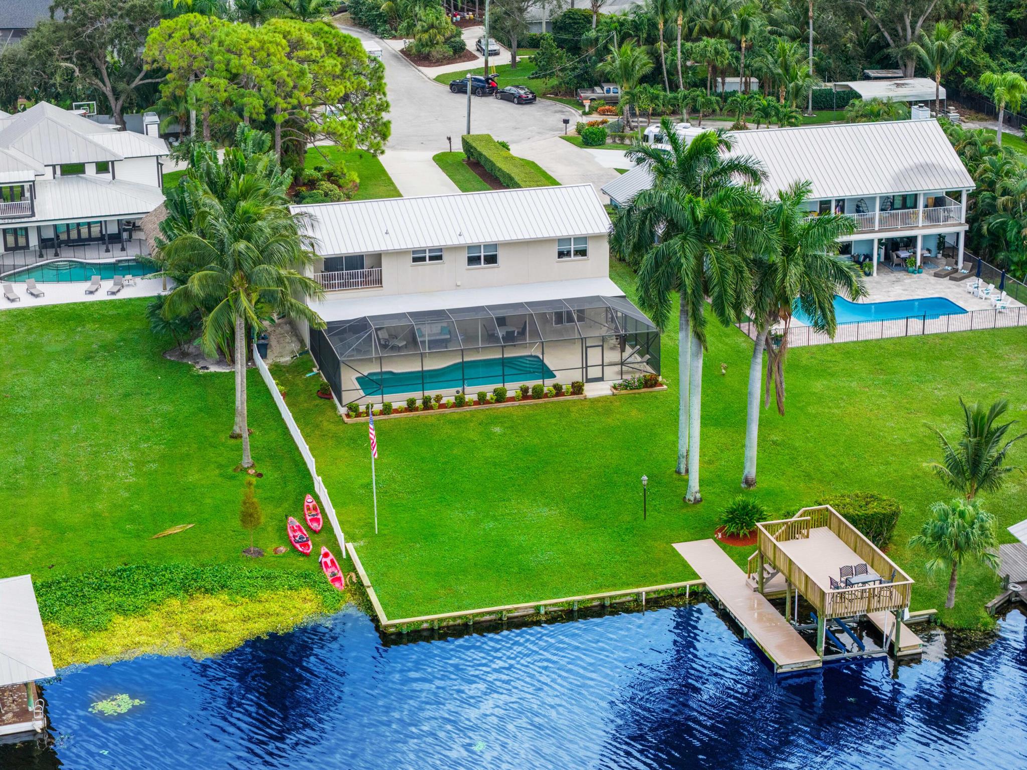 LAKE OSBORNE - Residential