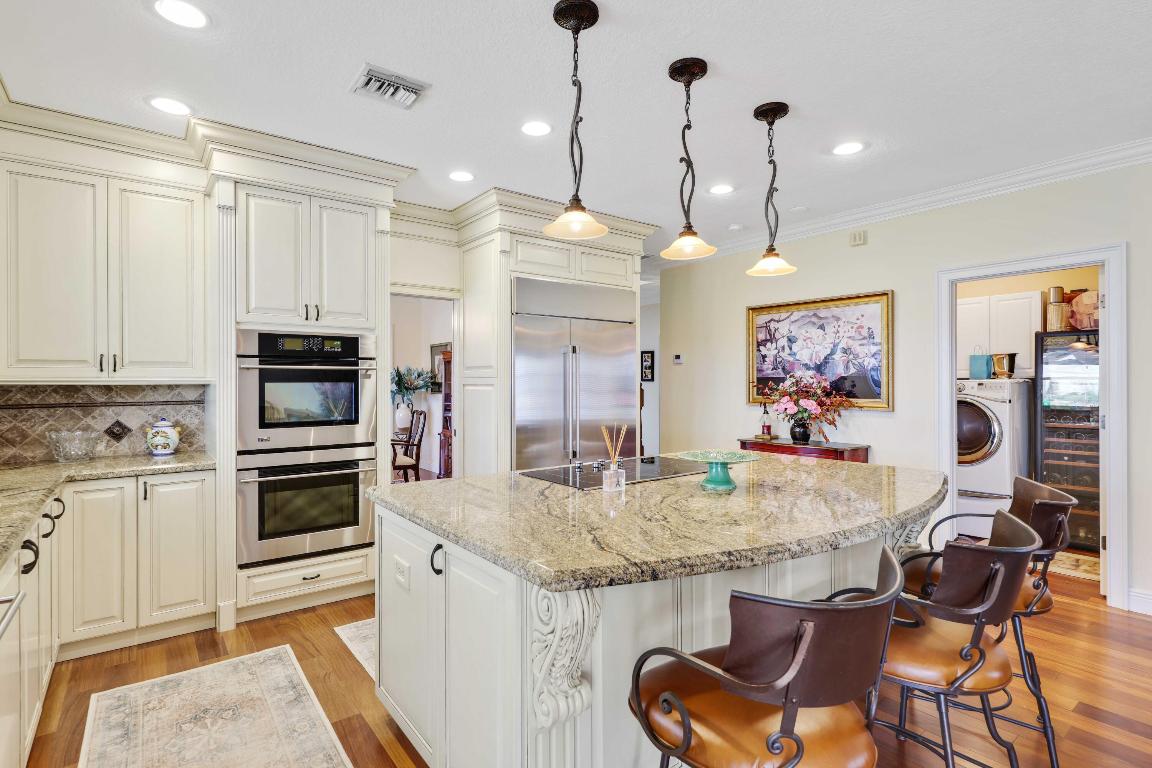 LAKE OSBORNE - Residential