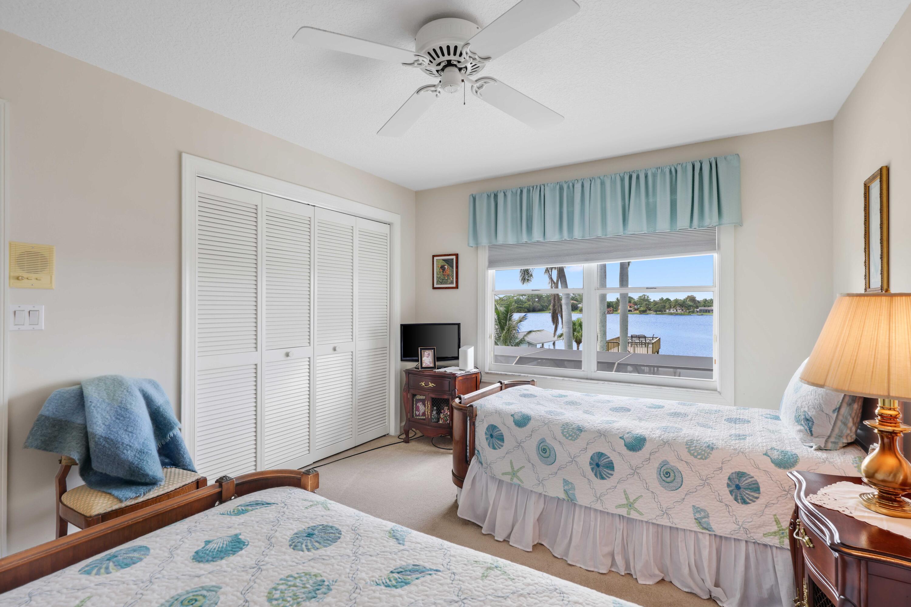 LAKE OSBORNE - Residential