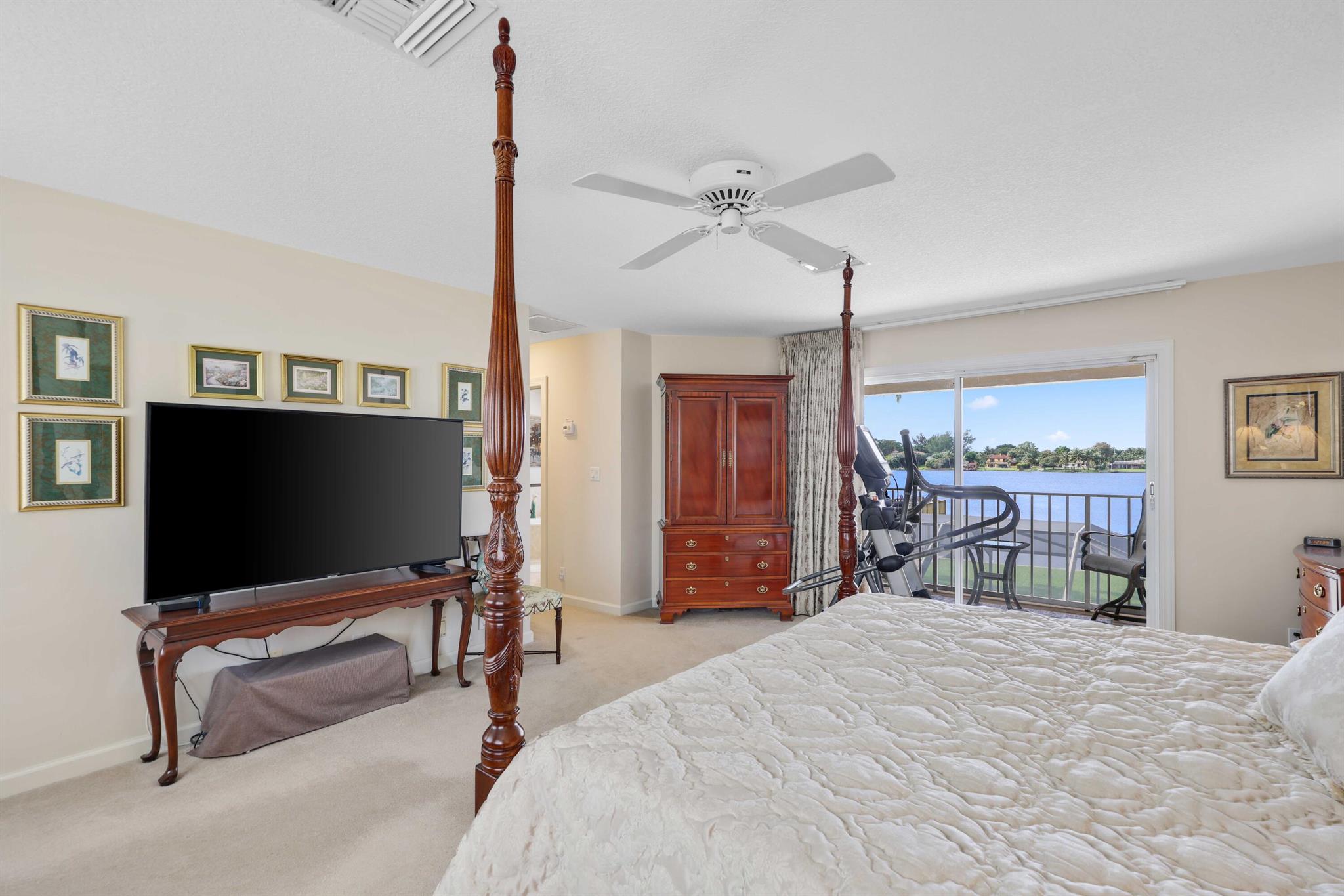 LAKE OSBORNE - Residential