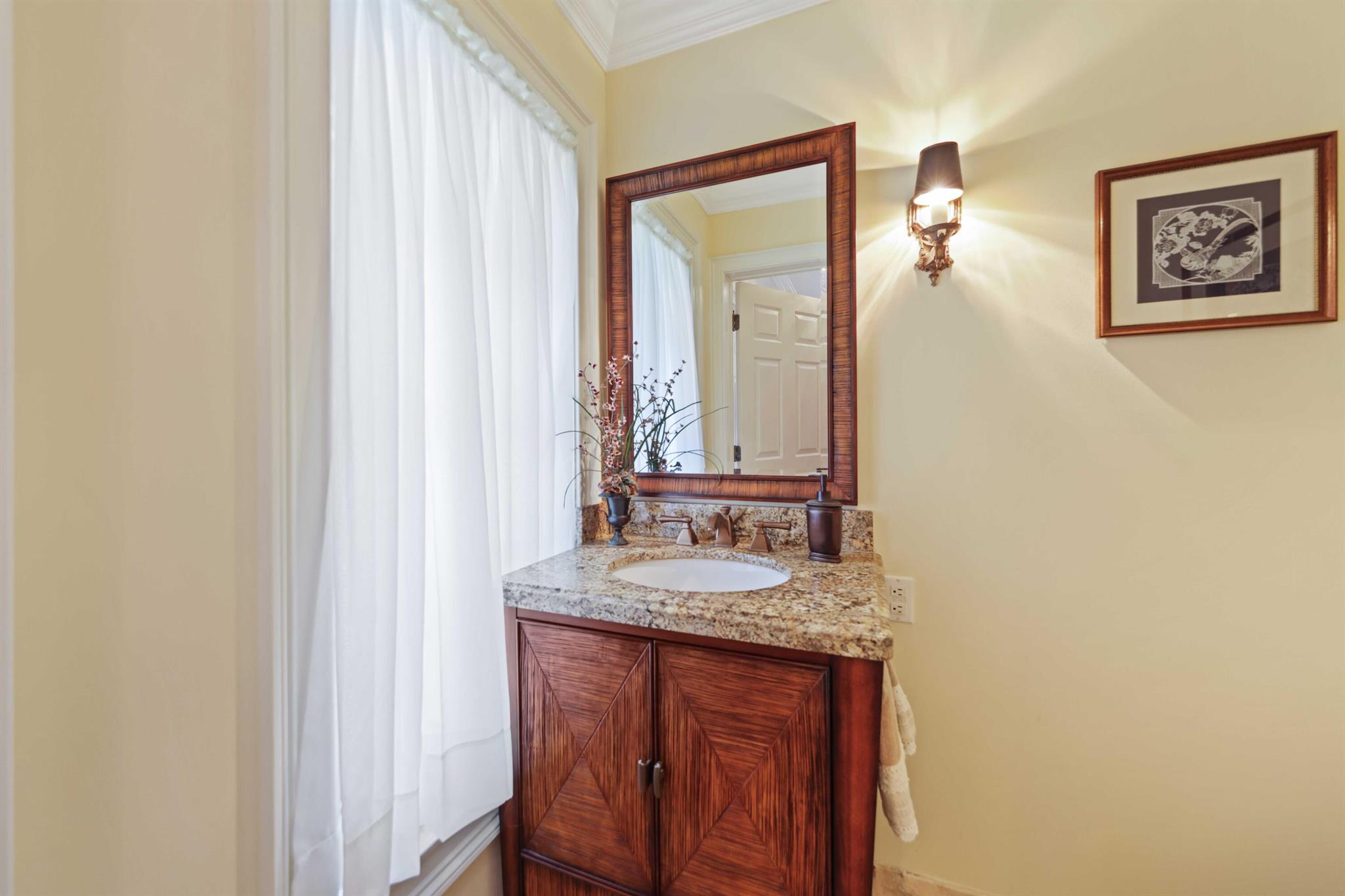 LAKE OSBORNE - Residential