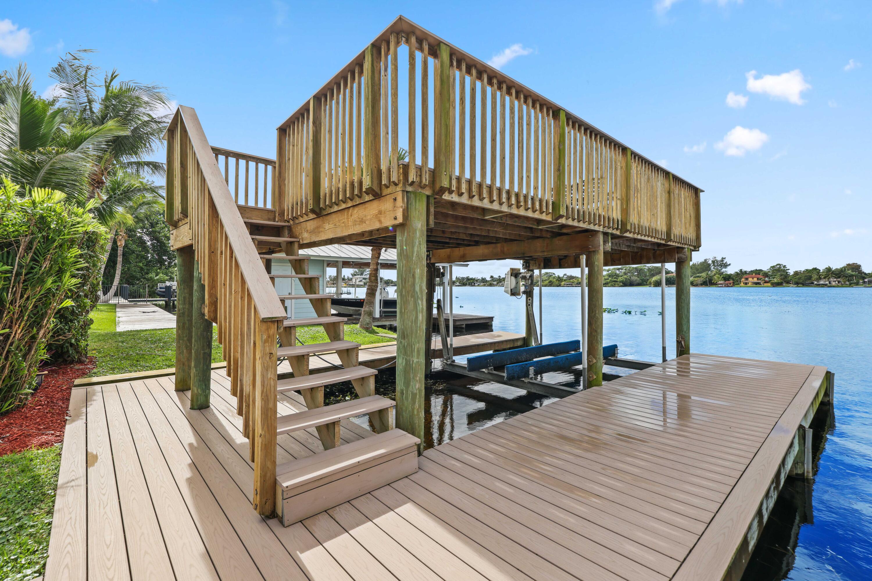 LAKE OSBORNE - Residential