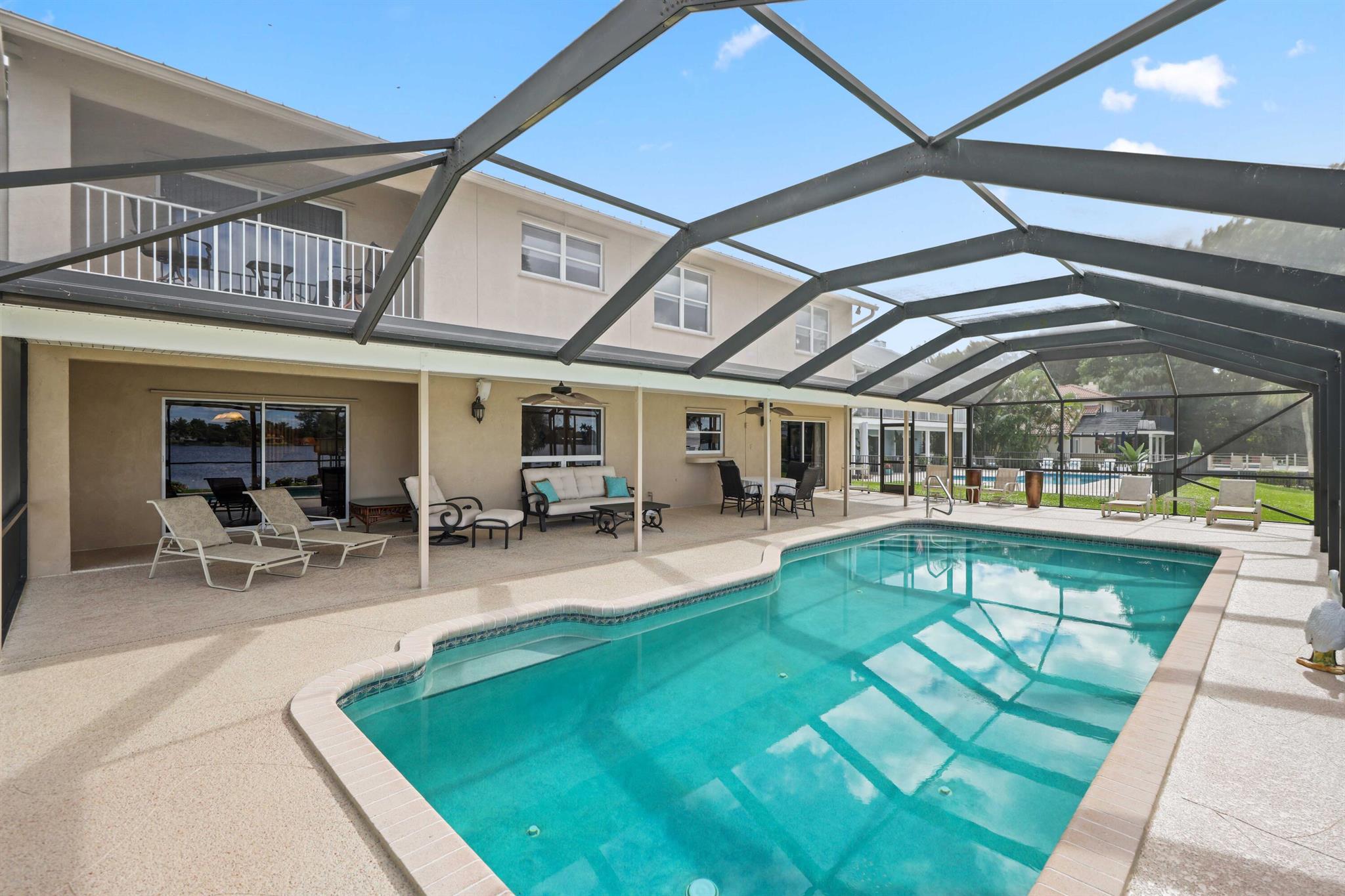 LAKE OSBORNE - Residential