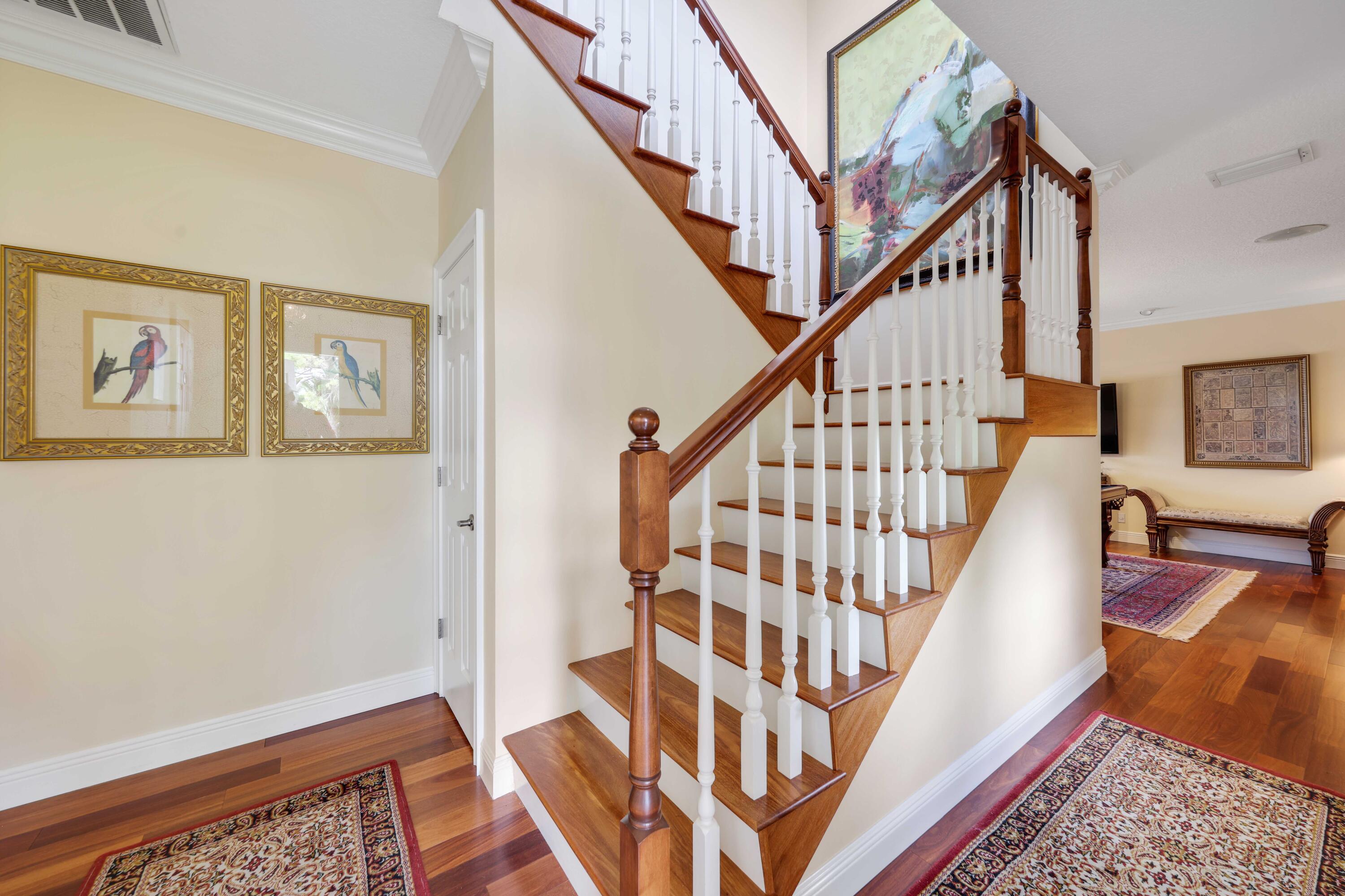 LAKE OSBORNE - Residential