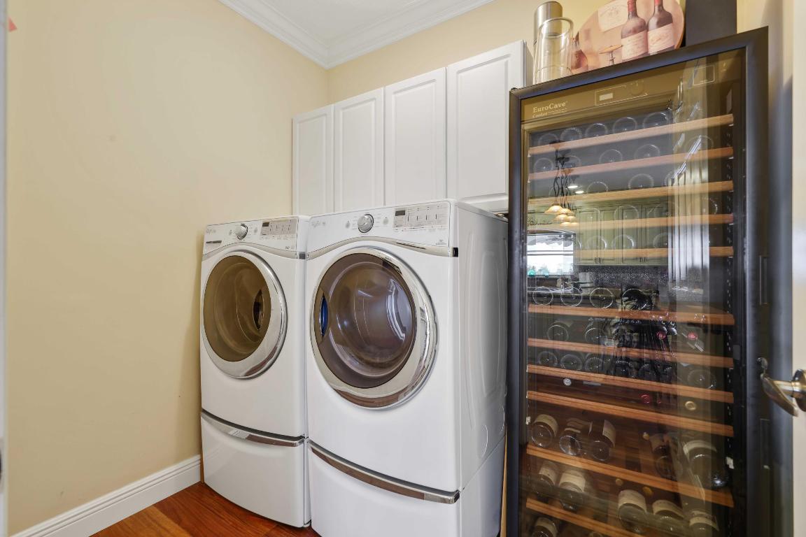 LAKE OSBORNE - Residential