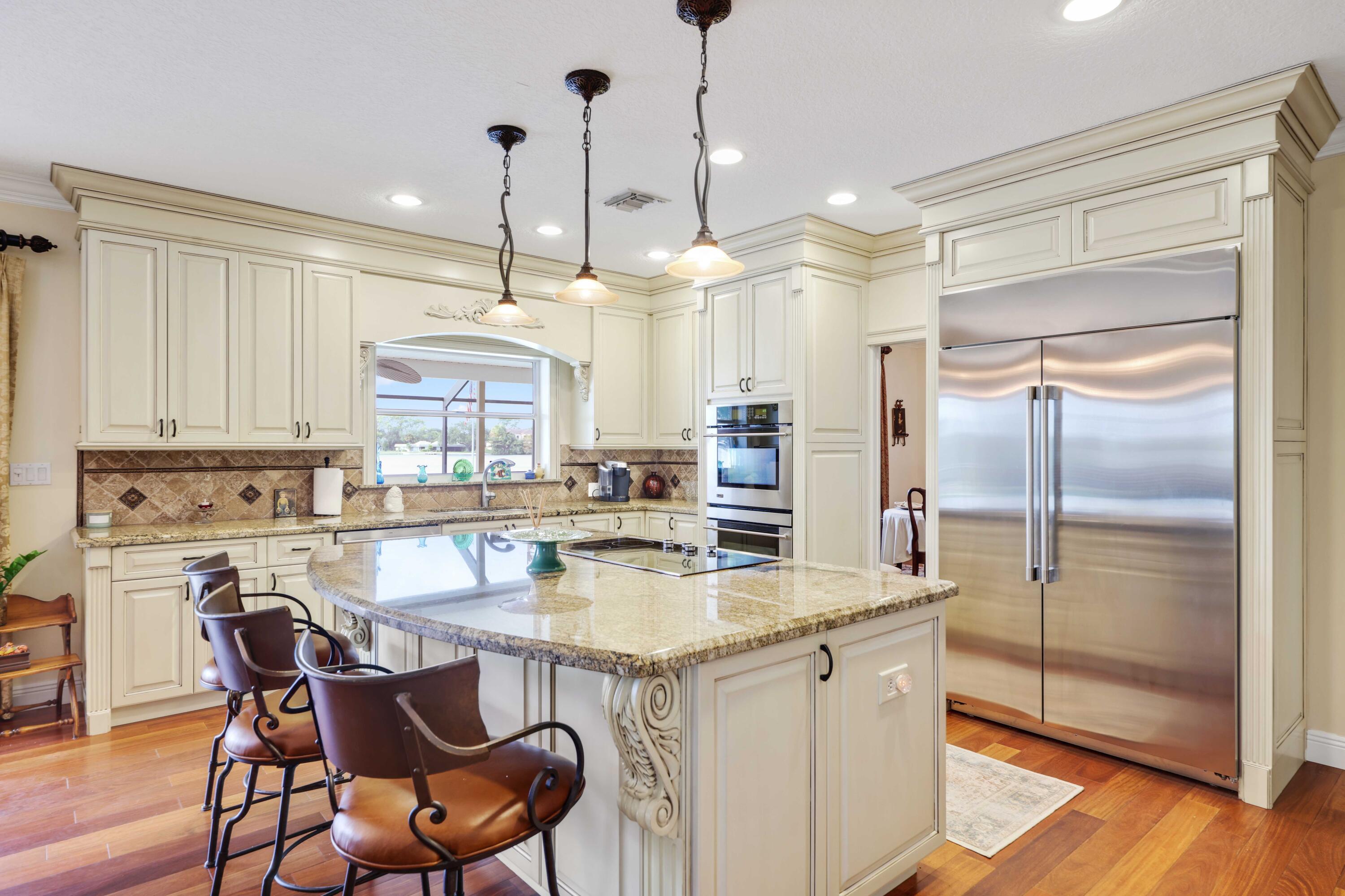 LAKE OSBORNE - Residential