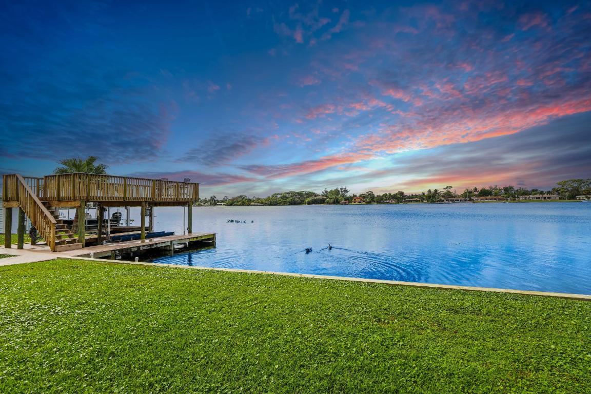 LAKE OSBORNE - Residential