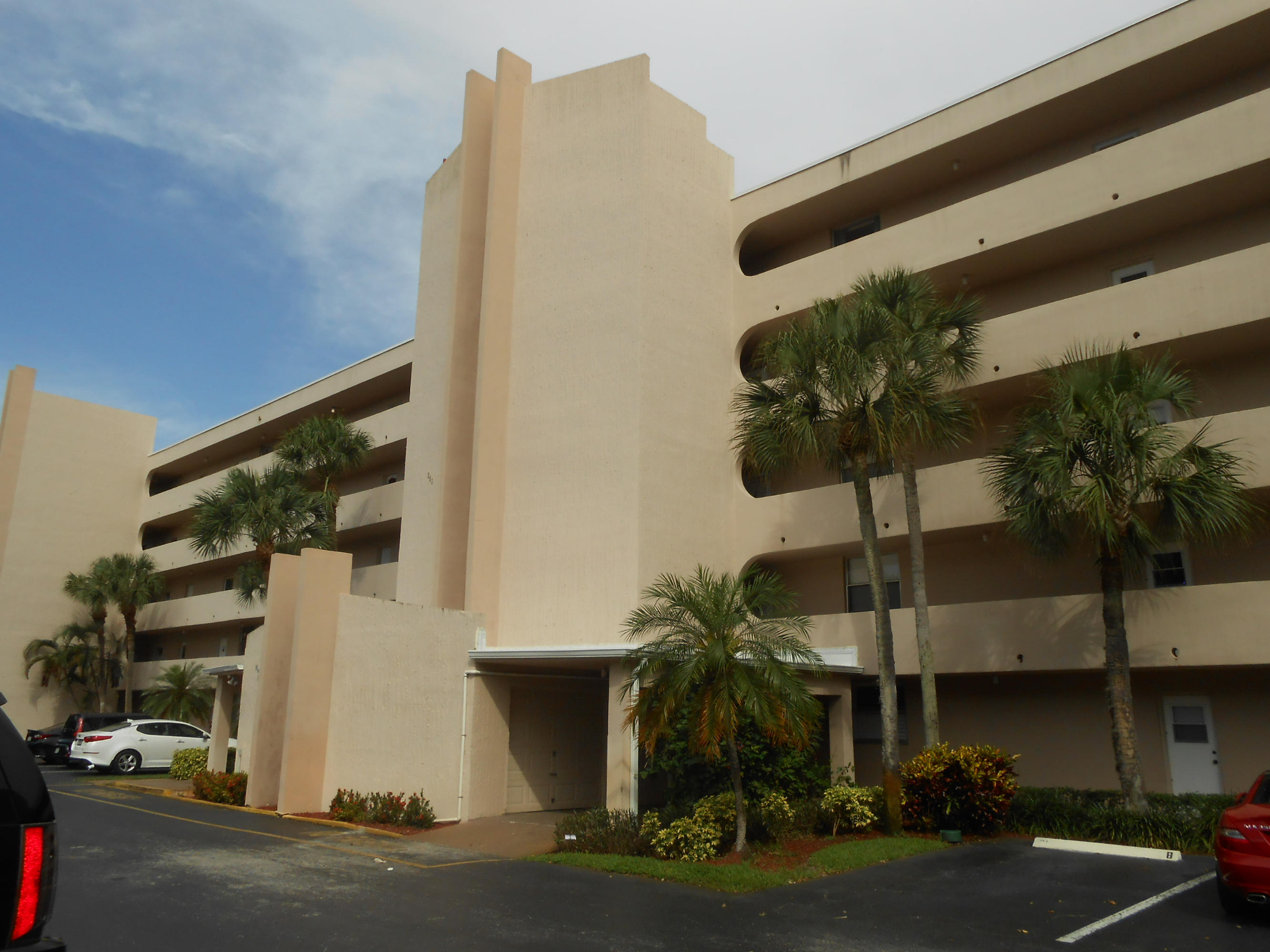 BOCA TEECA CONDO 6 - Residential