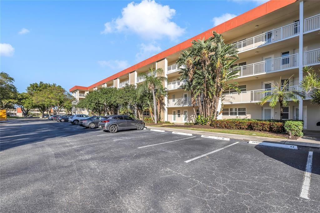 Palm-Aire At Coral Key - Residential Lease
