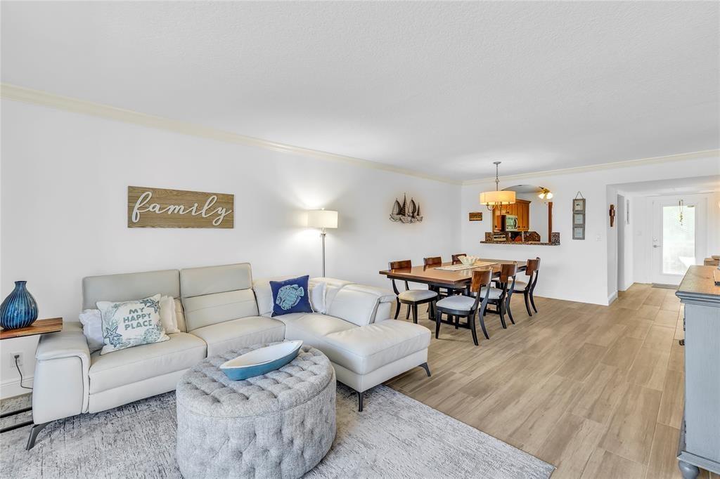 Palm-Aire At Coral Key - Residential Lease
