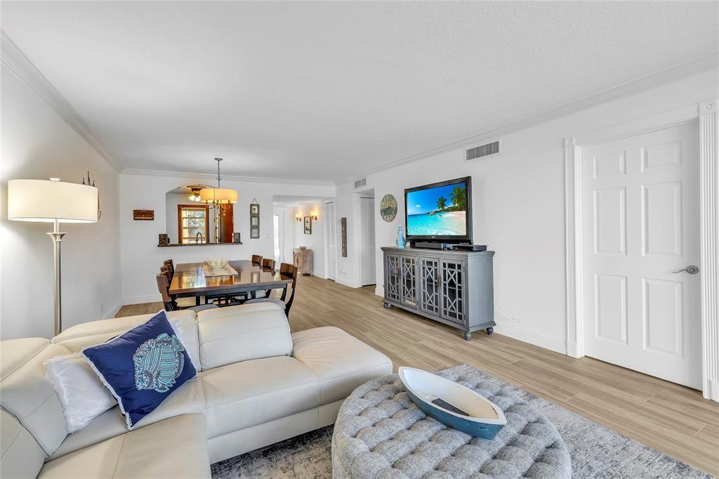 Palm-Aire At Coral Key - Residential Lease