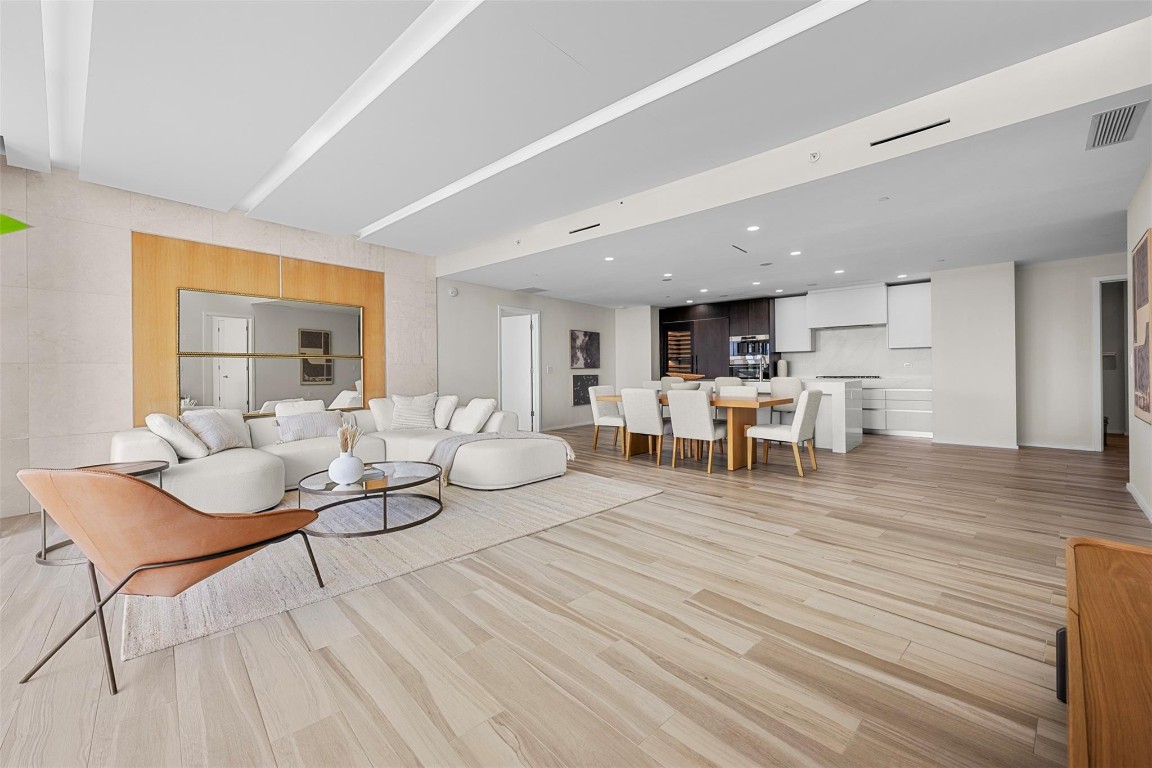 AUBERGE BEACH RESIDENCES - Residential Lease