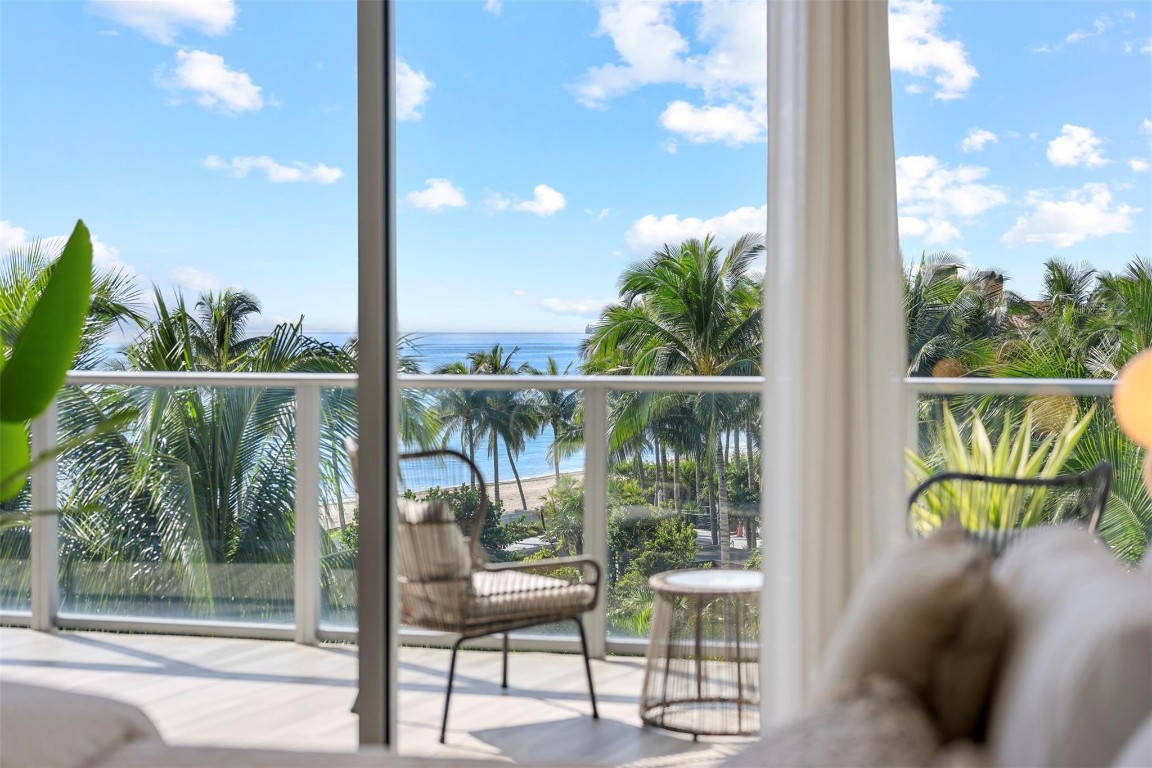 AUBERGE BEACH RESIDENCES - Residential Lease