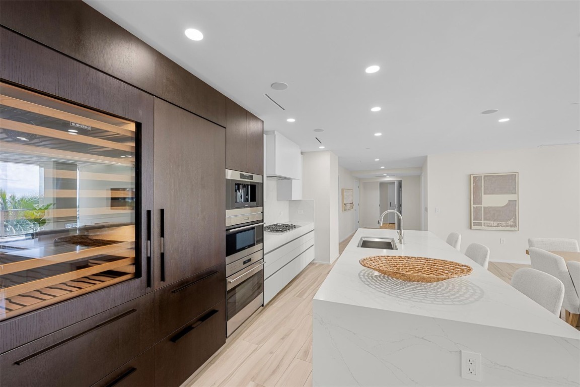 AUBERGE BEACH RESIDENCES - Residential Lease