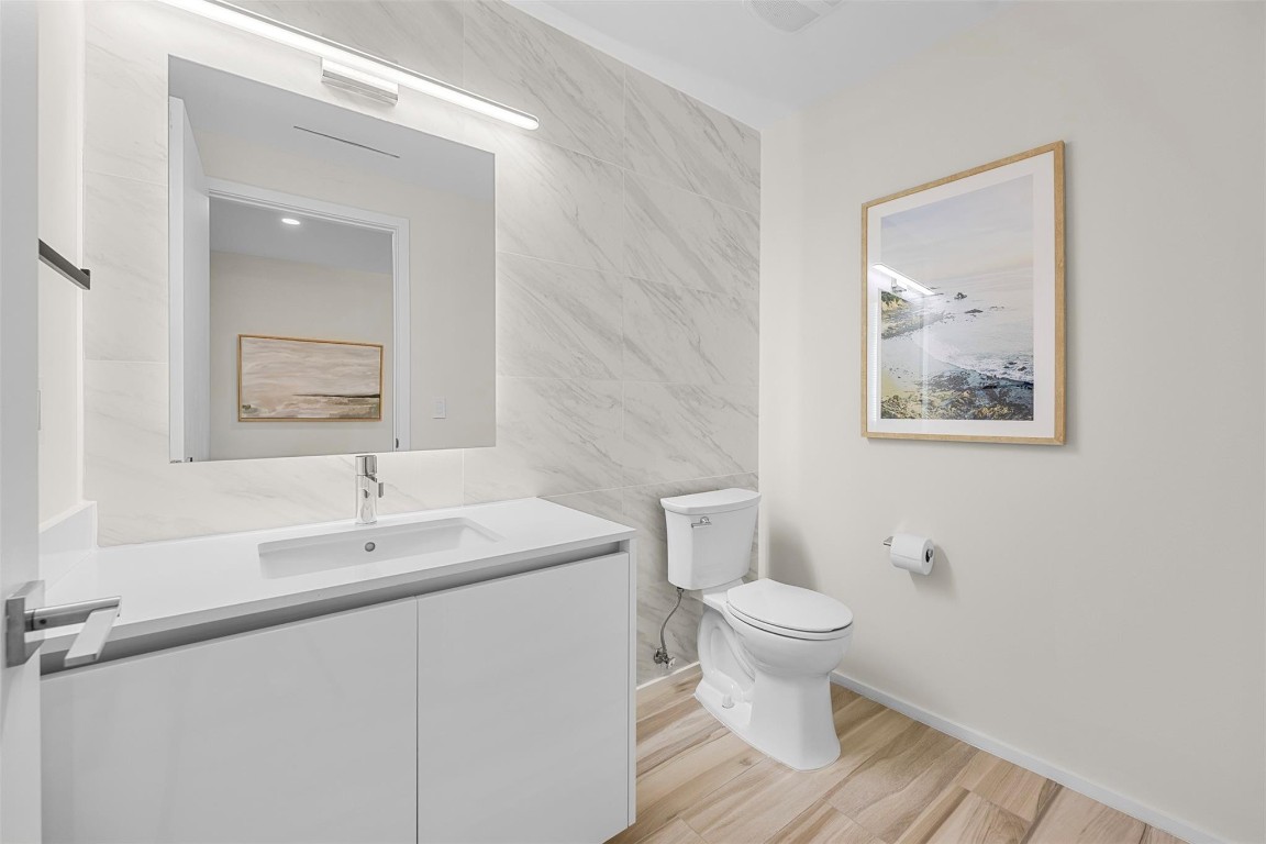 AUBERGE BEACH RESIDENCES - Residential Lease