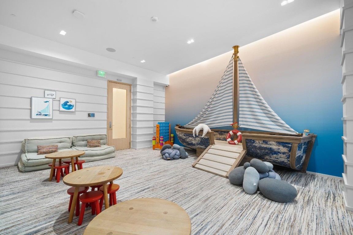 AUBERGE BEACH RESIDENCES - Residential Lease