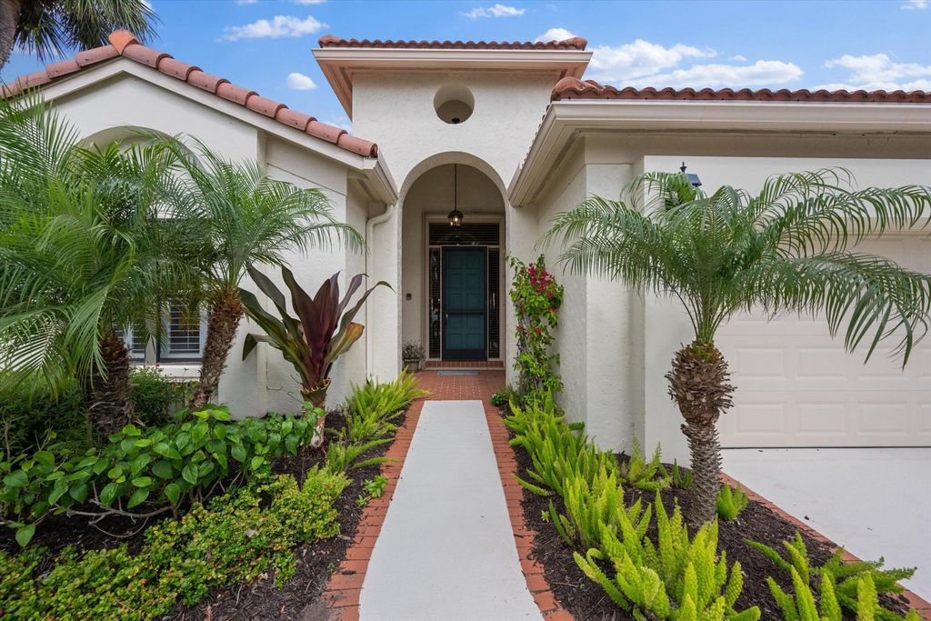 Photo of 3506 Lantern Bay Drive, Jupiter, FL 33477 (MLS # R11068689)