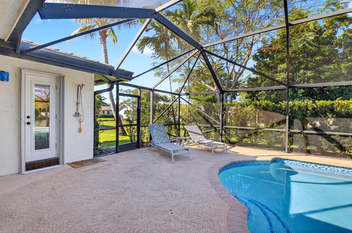 ARBOR WOOD - Residential