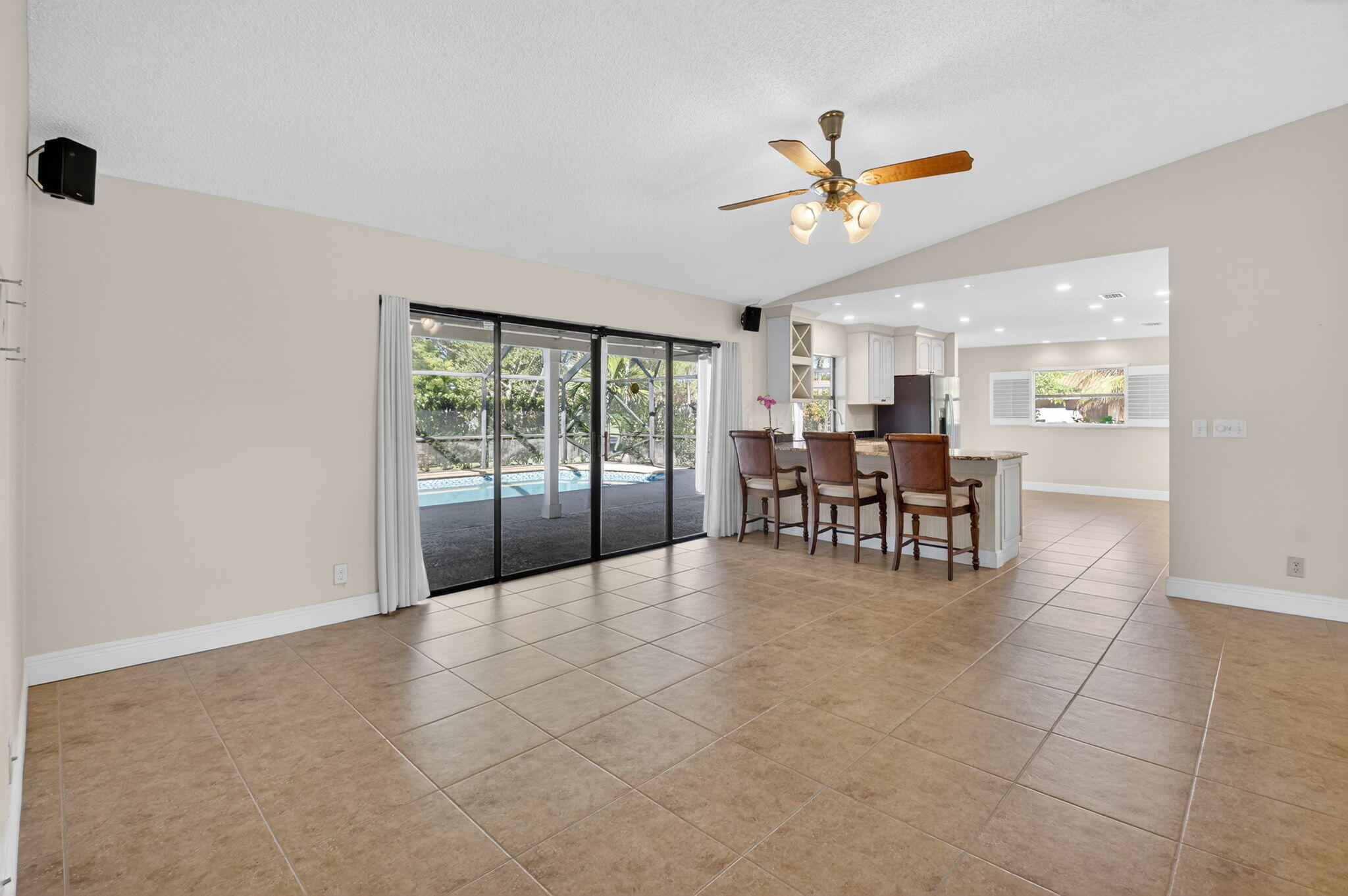 ARBOR WOOD - Residential
