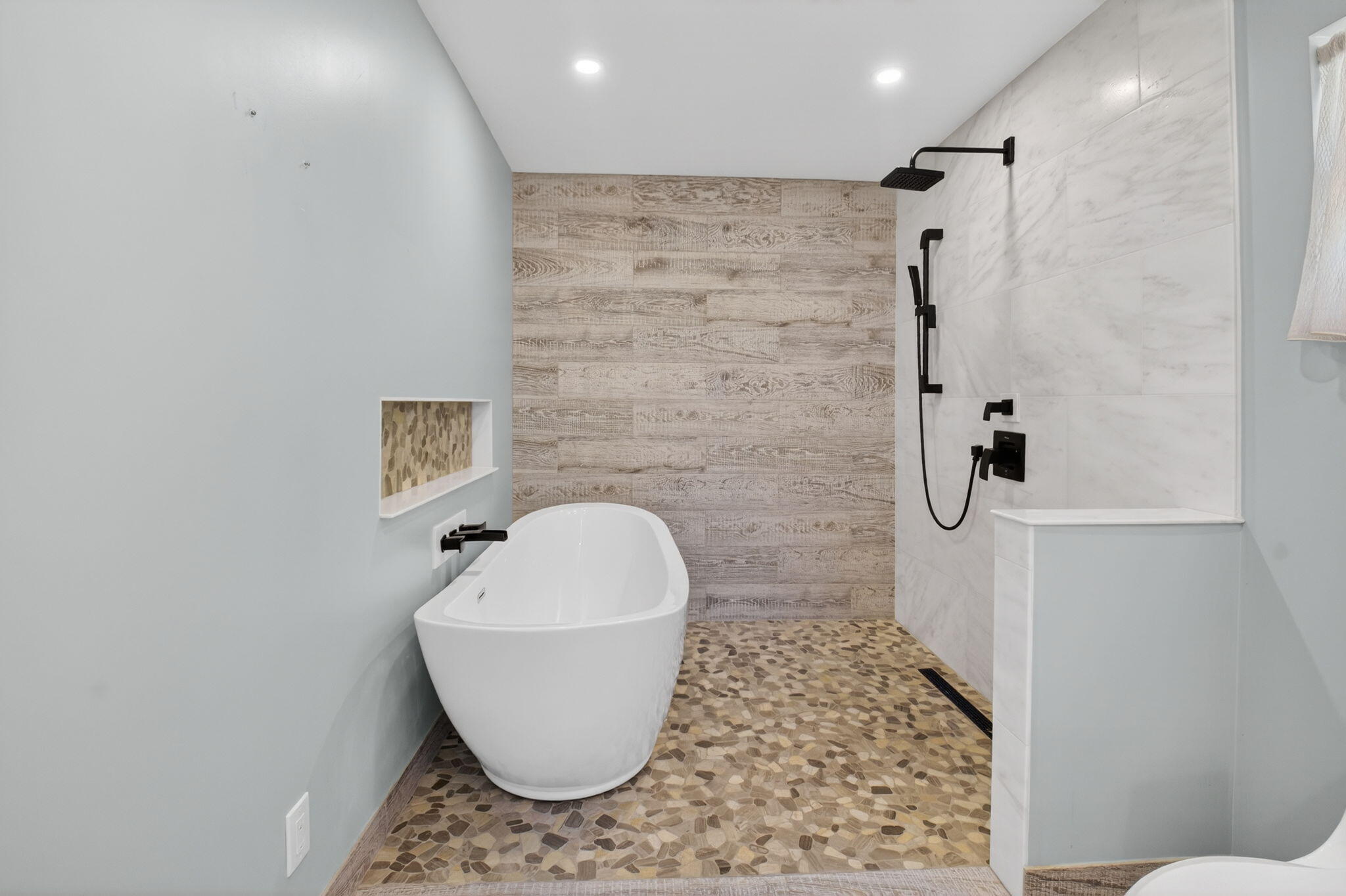 ARBOR WOOD - Residential
