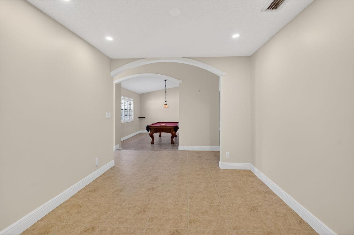 ARBOR WOOD - Residential