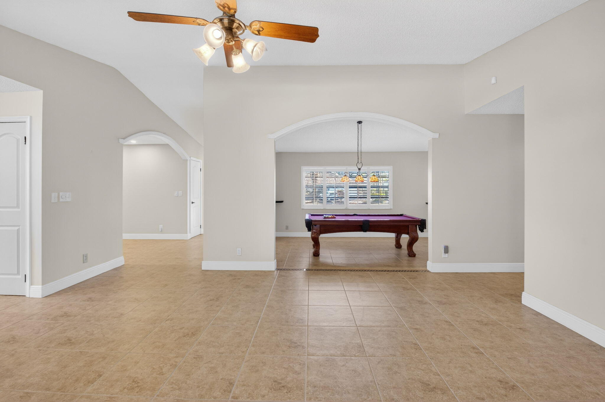 ARBOR WOOD - Residential