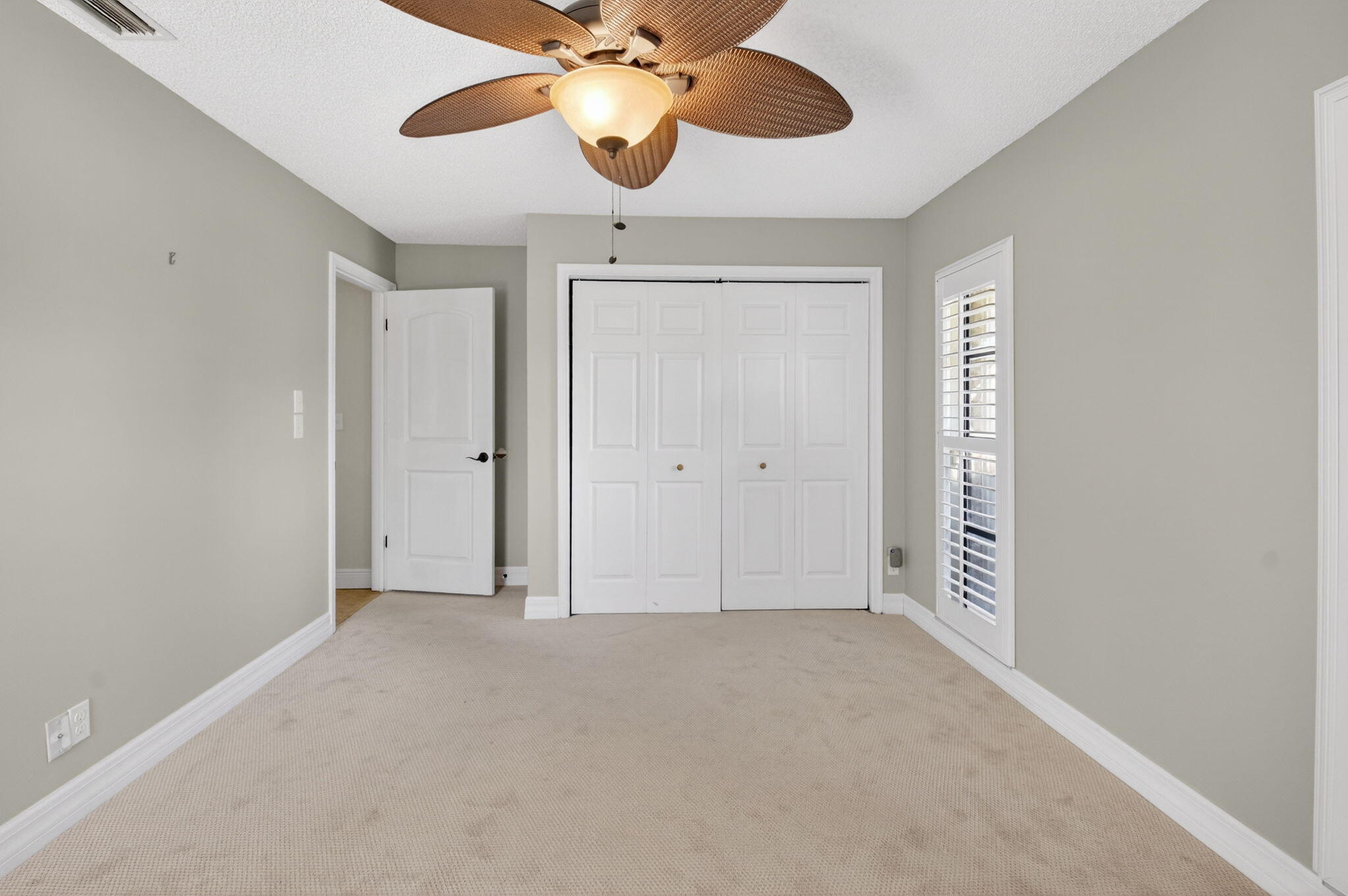 ARBOR WOOD - Residential