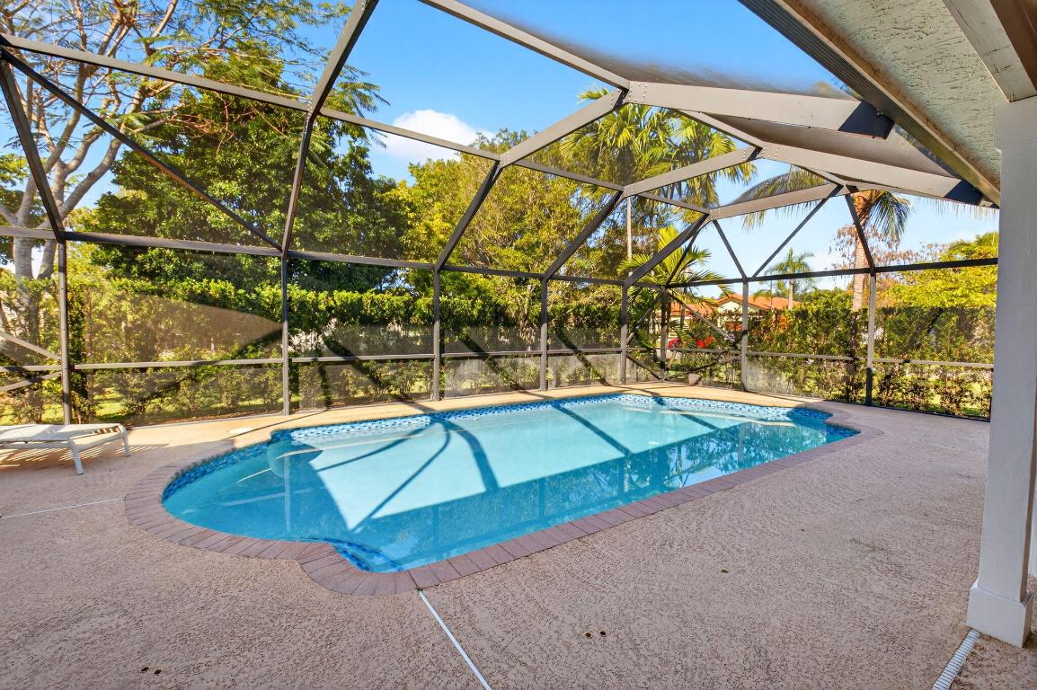 ARBOR WOOD - Residential