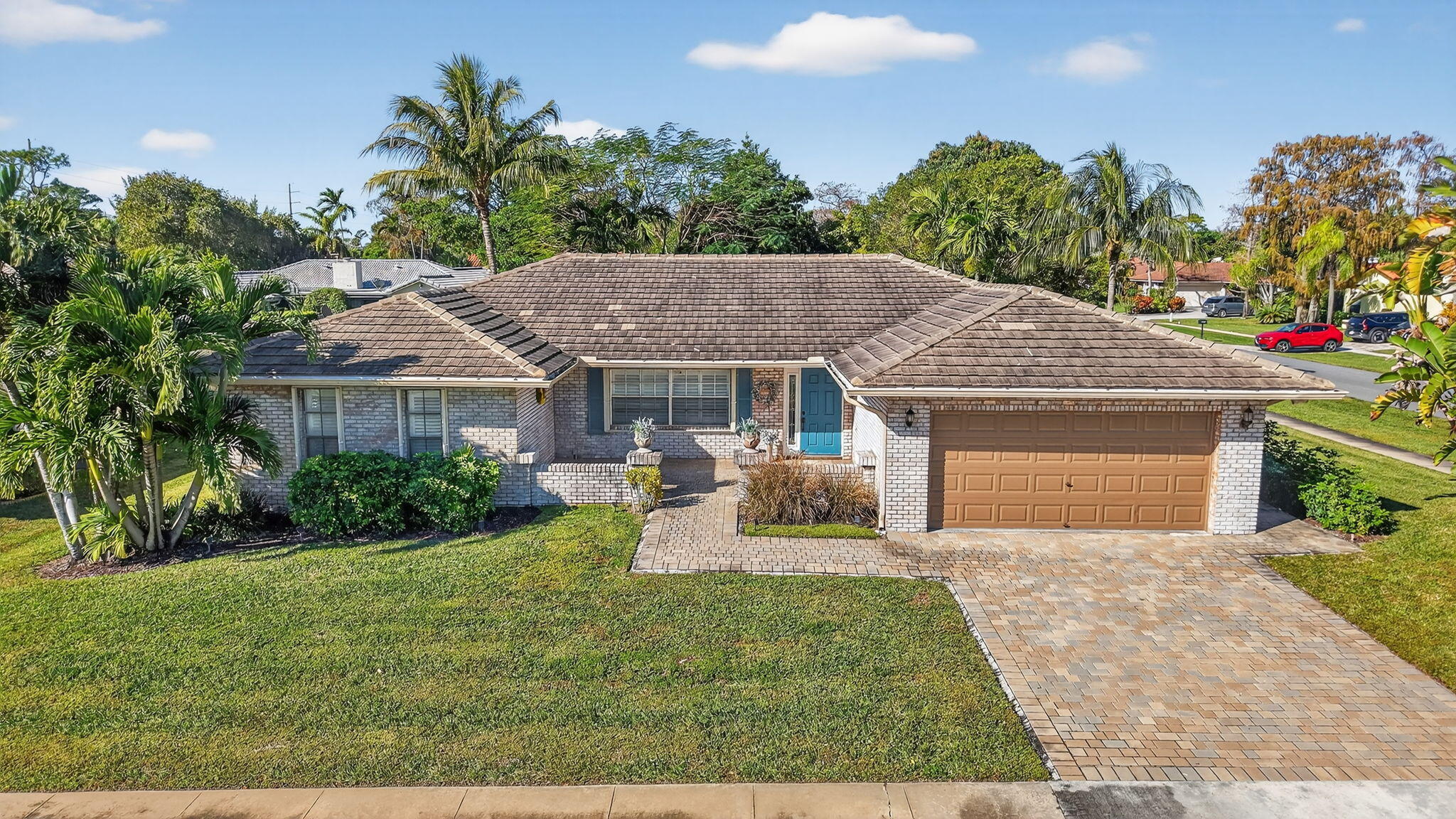 ARBOR WOOD - Residential