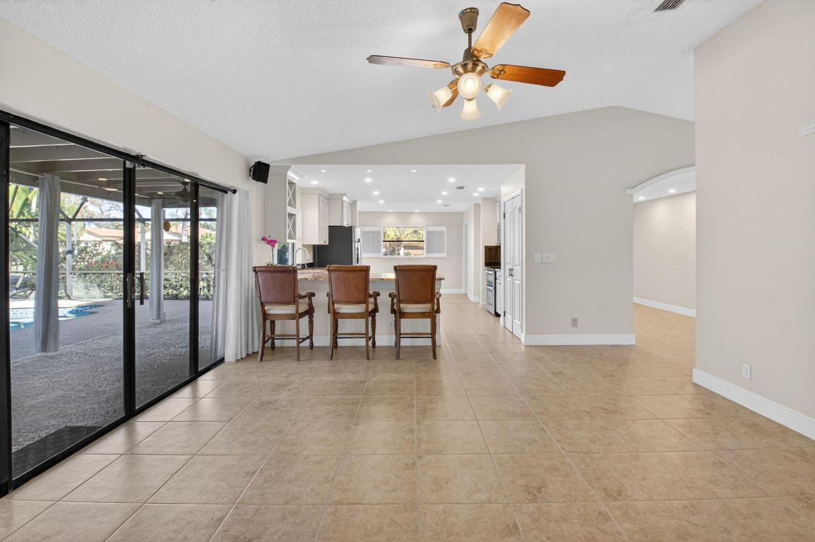 ARBOR WOOD - Residential