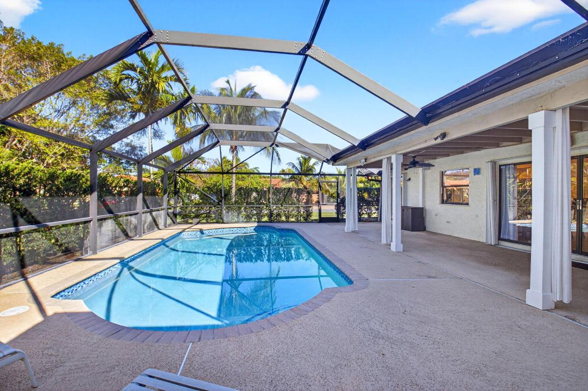 ARBOR WOOD - Residential