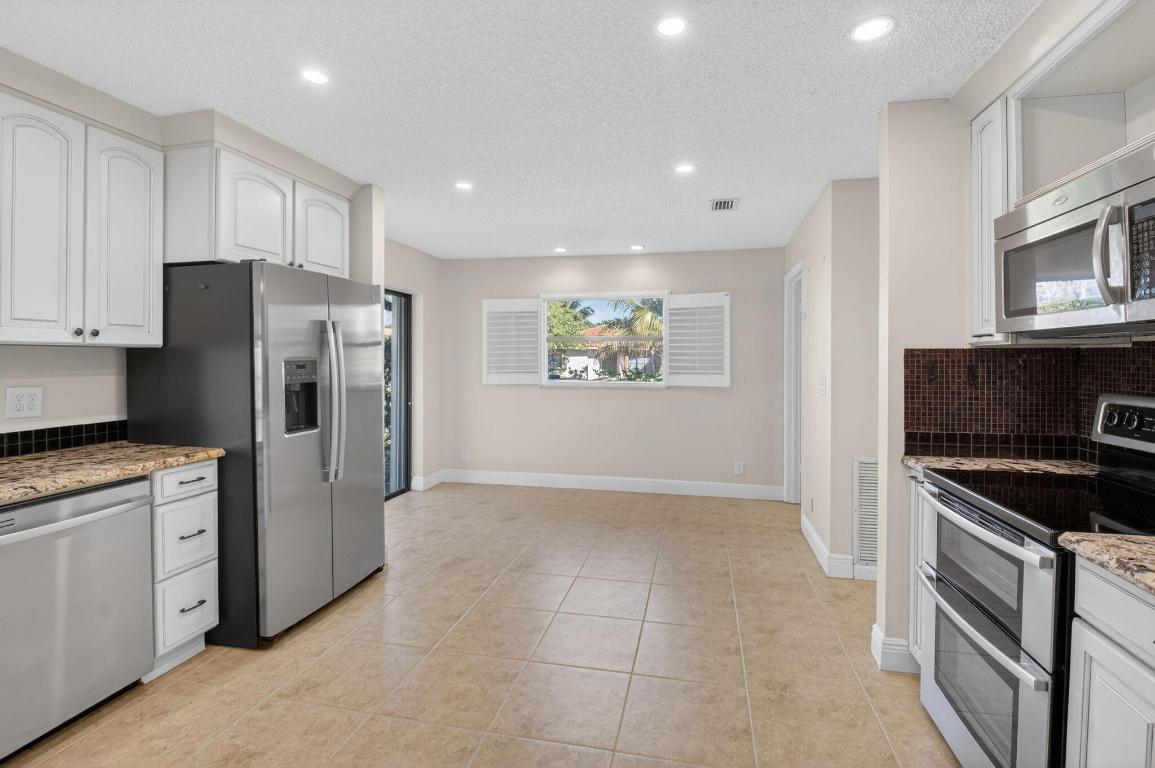 ARBOR WOOD - Residential