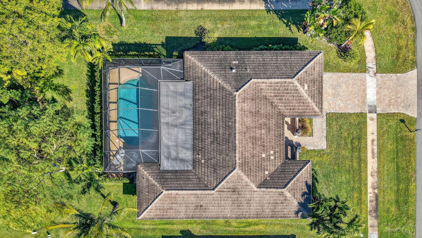 ARBOR WOOD - Residential