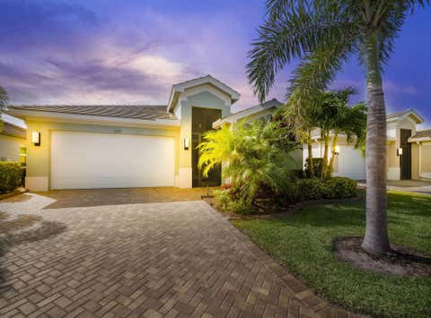 Featured picture for the property R11030439