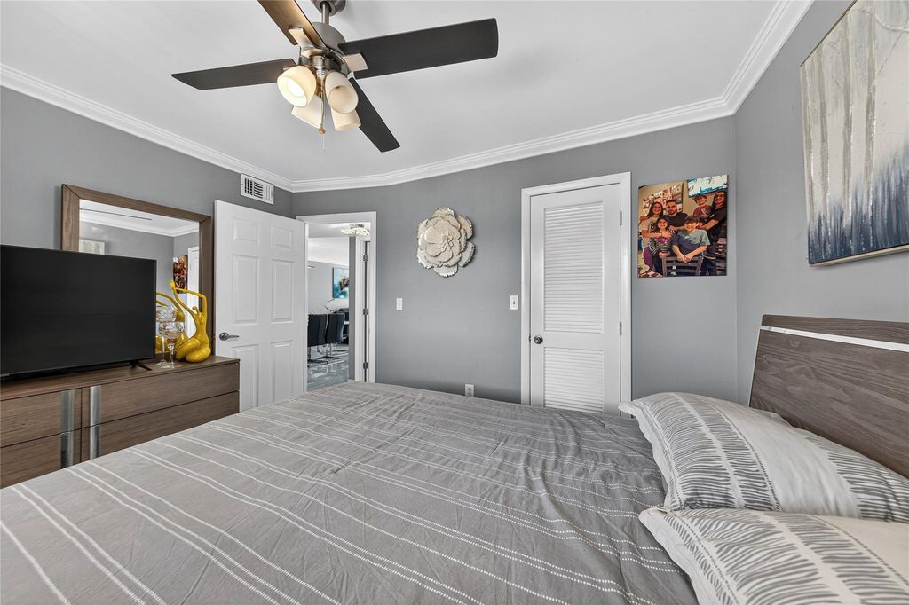 Photo of 2741 N Pine Island Rd #302, Sunrise, FL 33322 (MLS # F10533350)