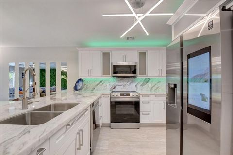 Tiny photo for 246 Avenue L, Delray Beach, FL 33483 (MLS # B26026035)