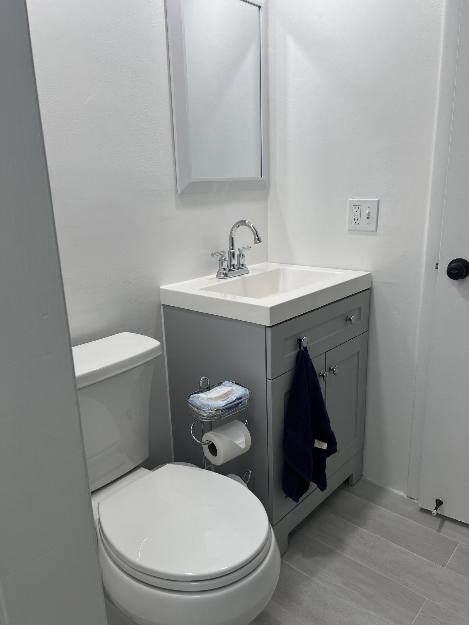 MERIDIAN PARK - Residential Lease