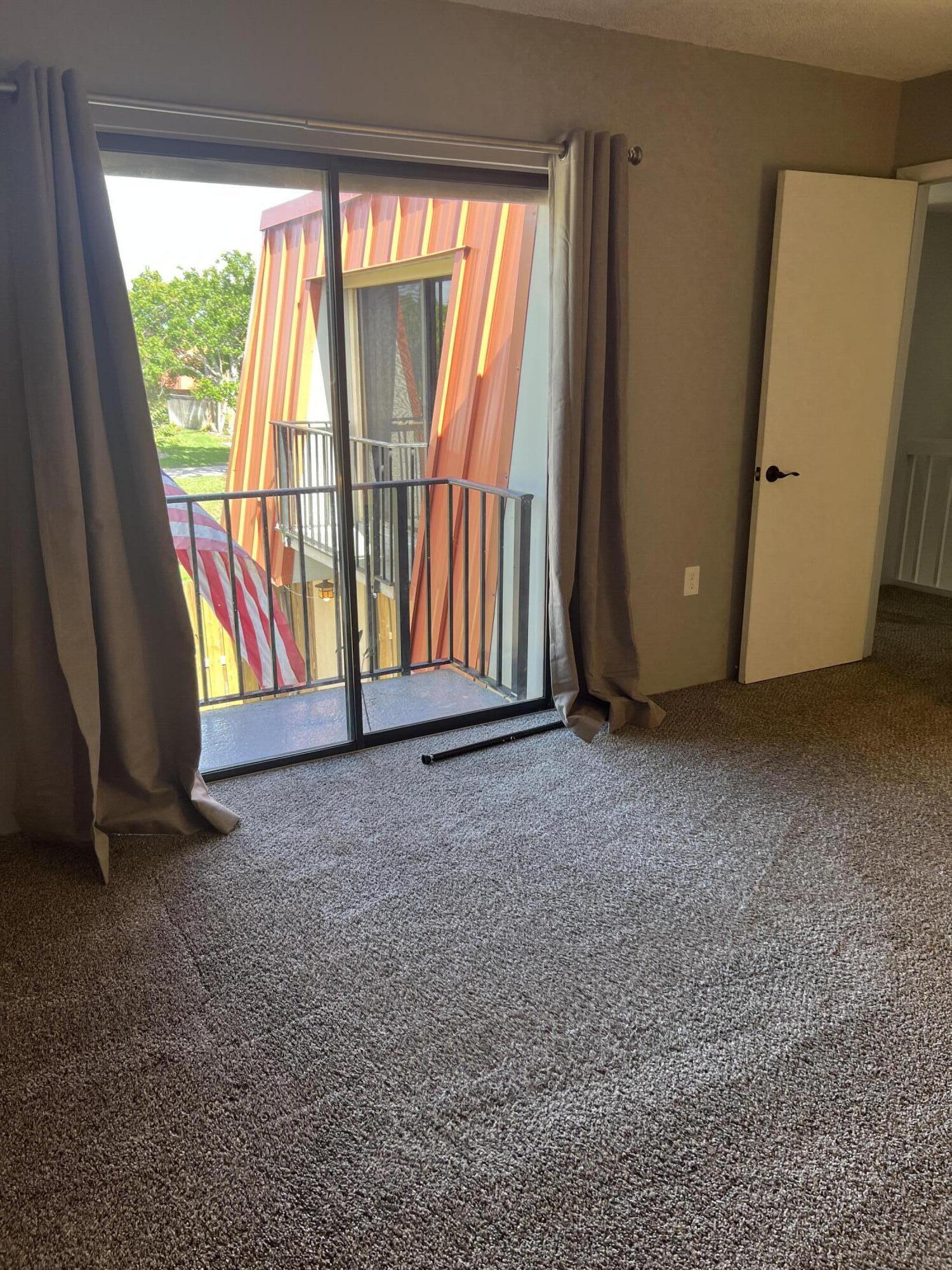 MERIDIAN PARK - Residential Lease