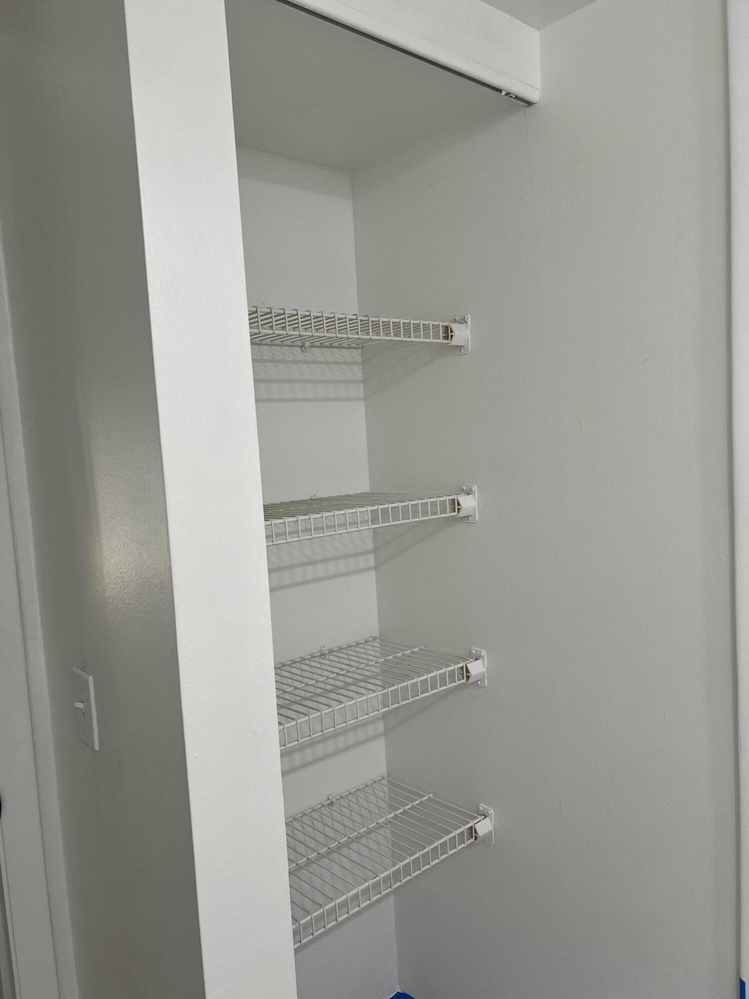 MERIDIAN PARK - Residential Lease