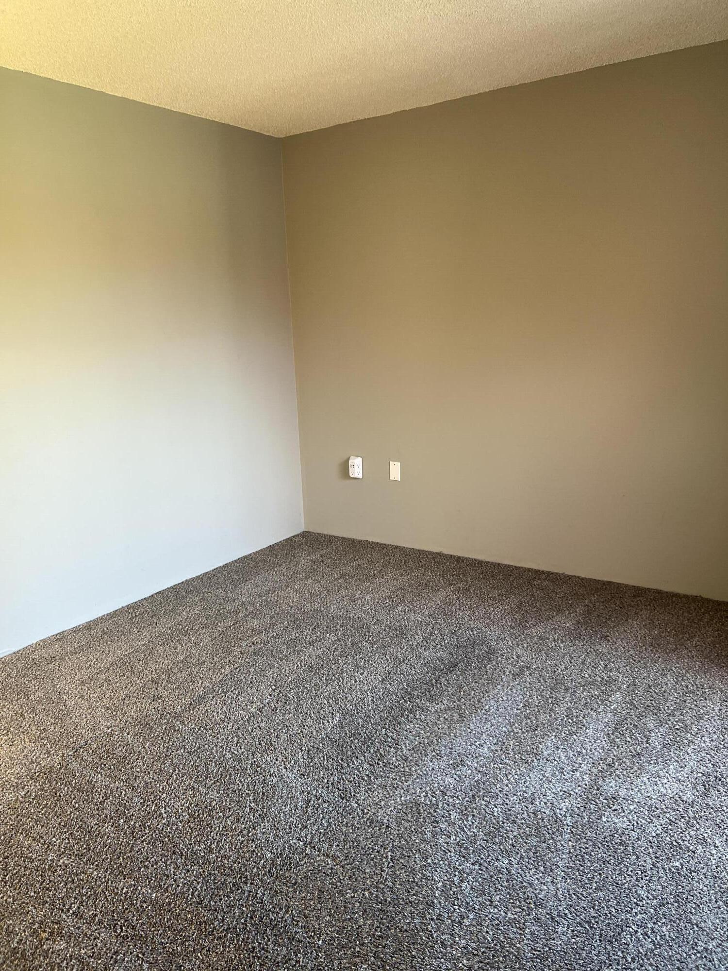 MERIDIAN PARK - Residential Lease