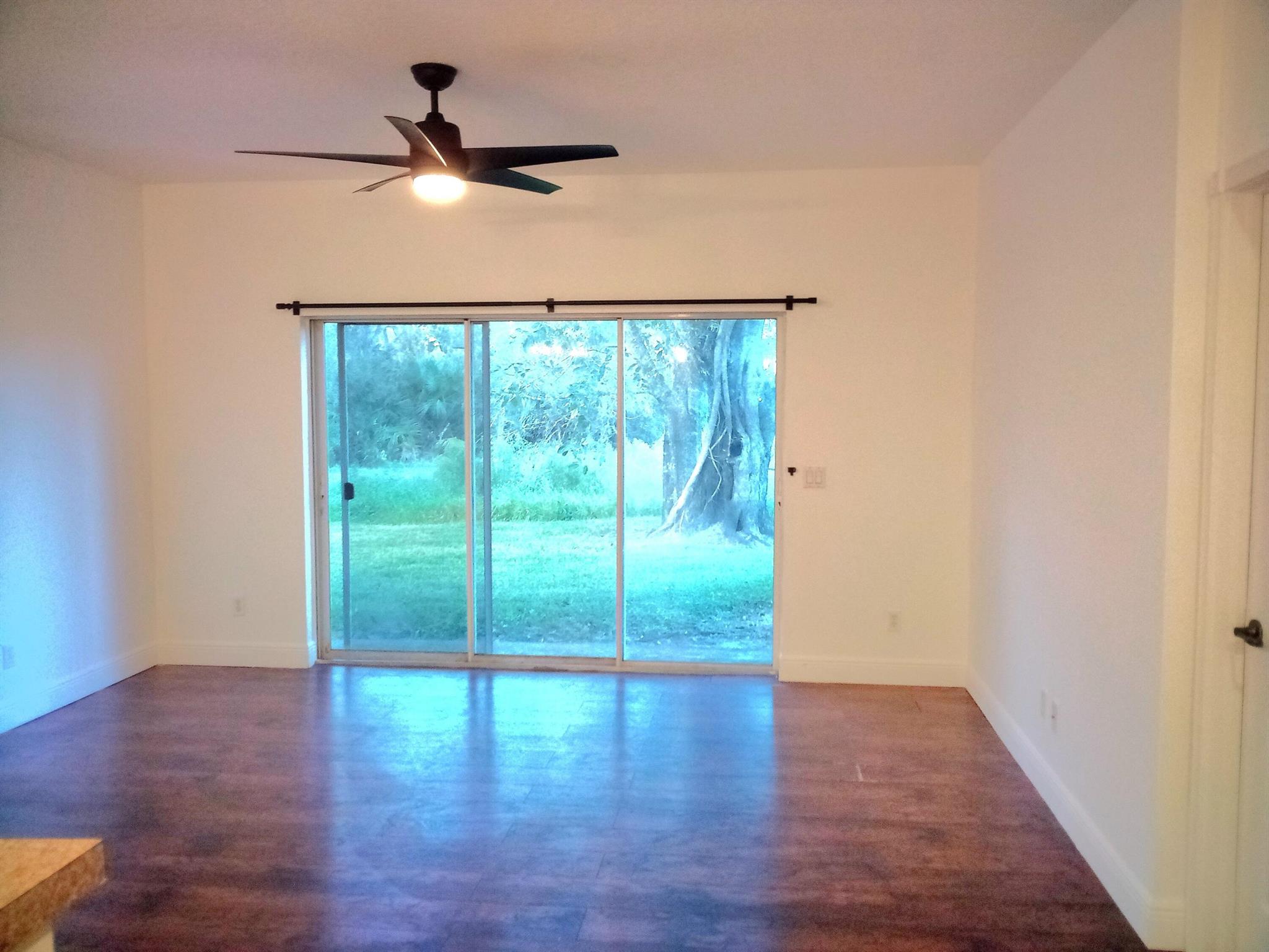 RIVER OAKS - Residential Lease
