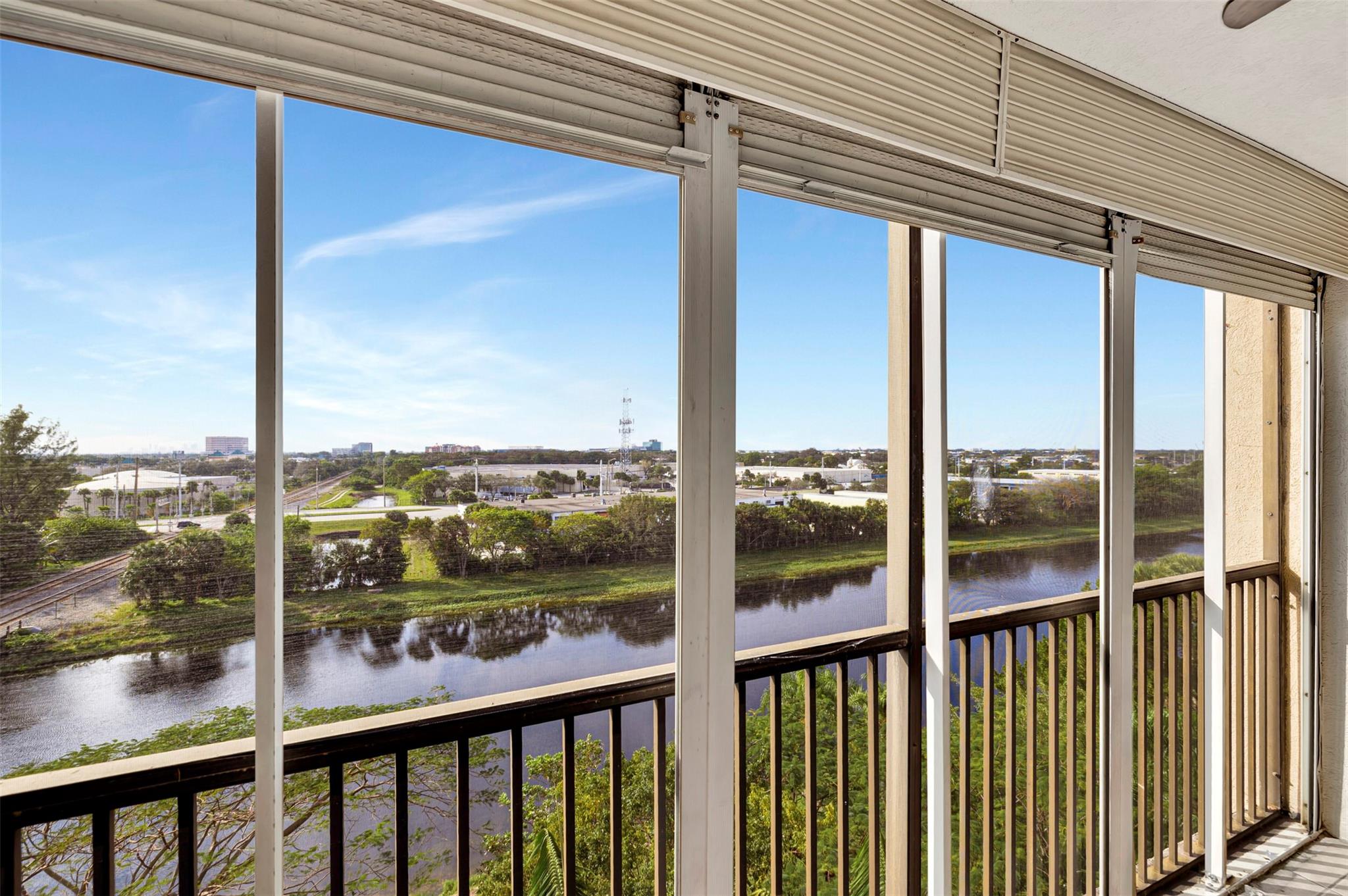 CYPRESS BEND 2 CONDO - Residential