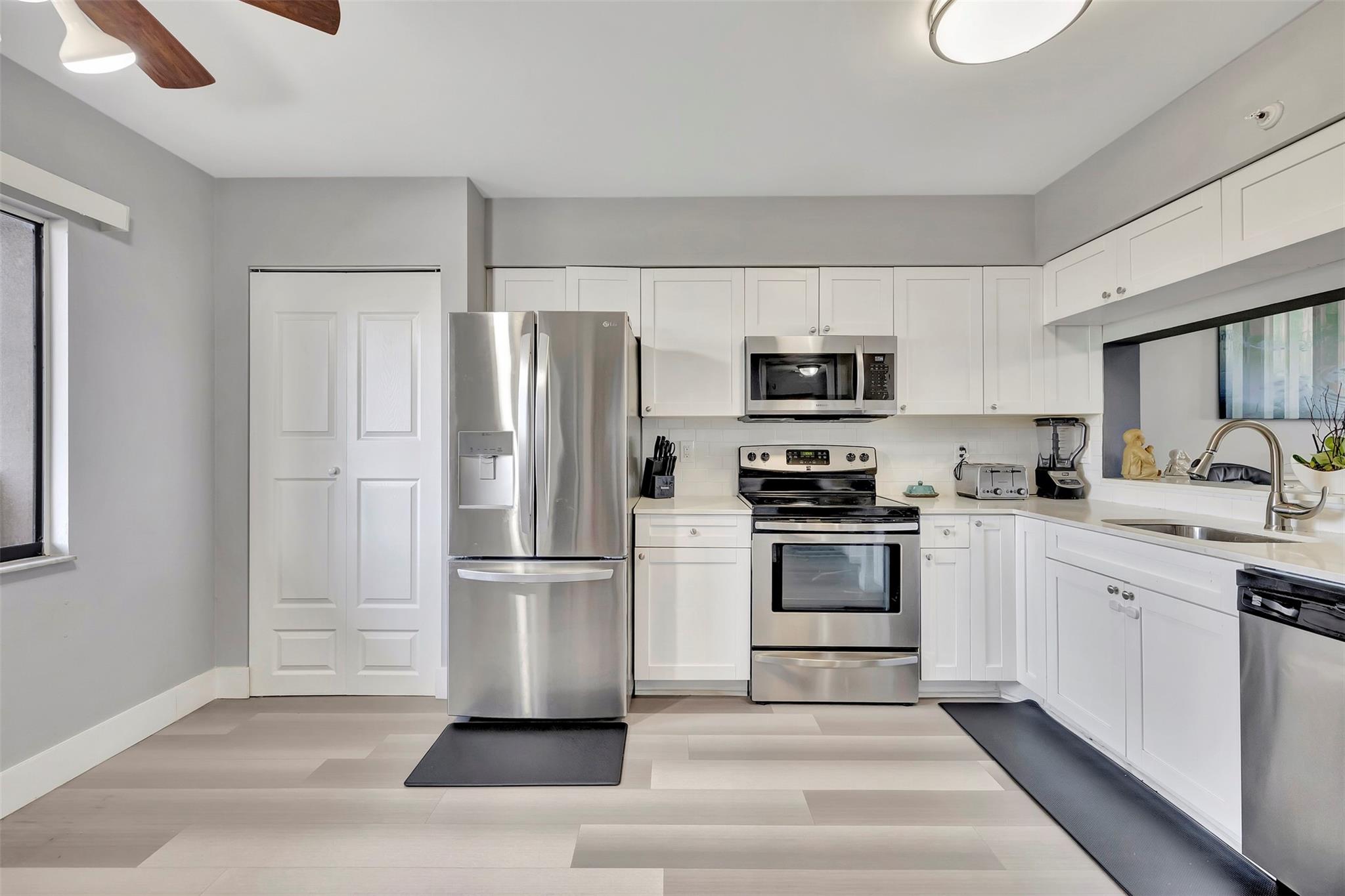 CYPRESS BEND 2 CONDO - Residential