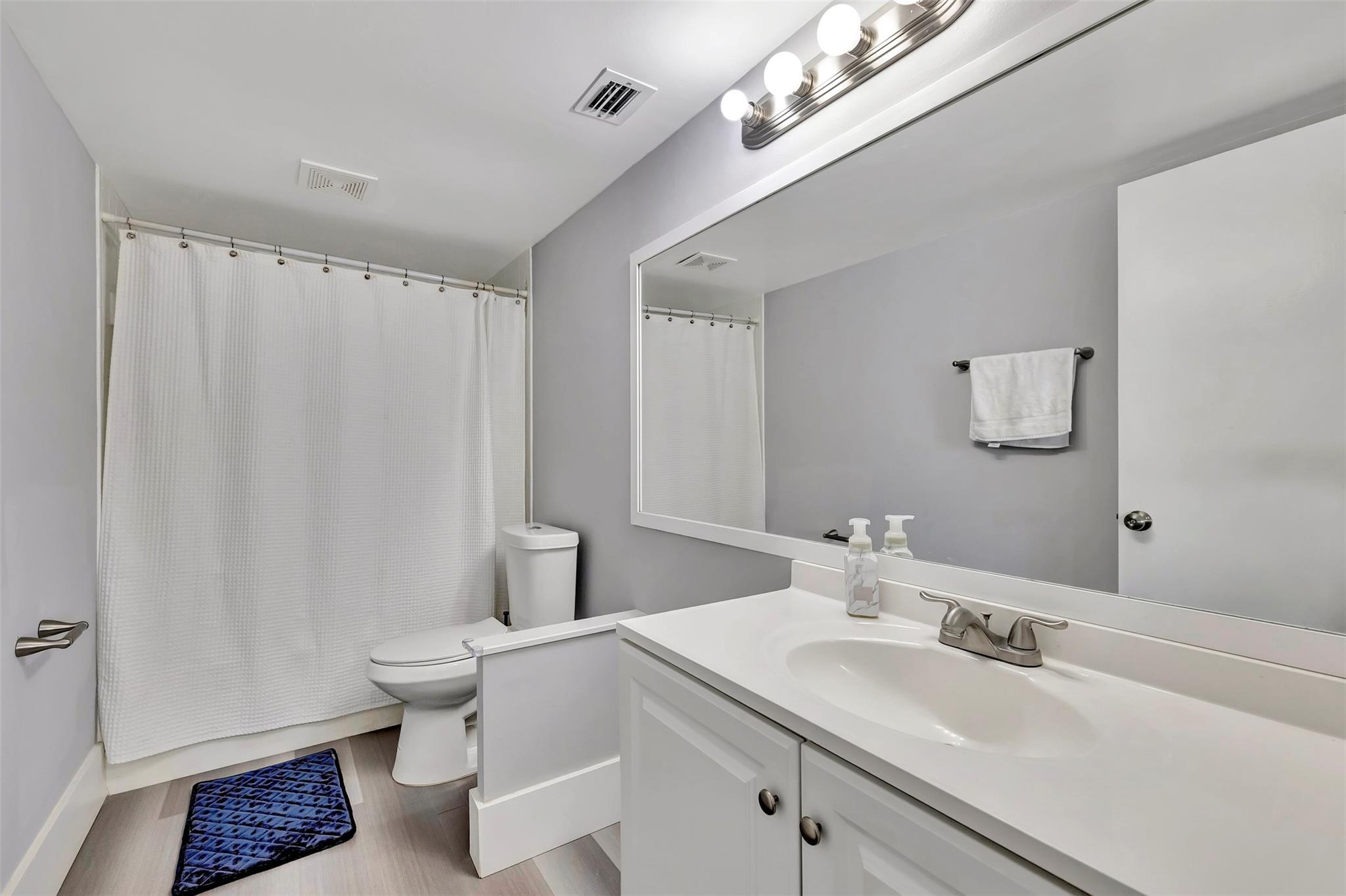 CYPRESS BEND 2 CONDO - Residential