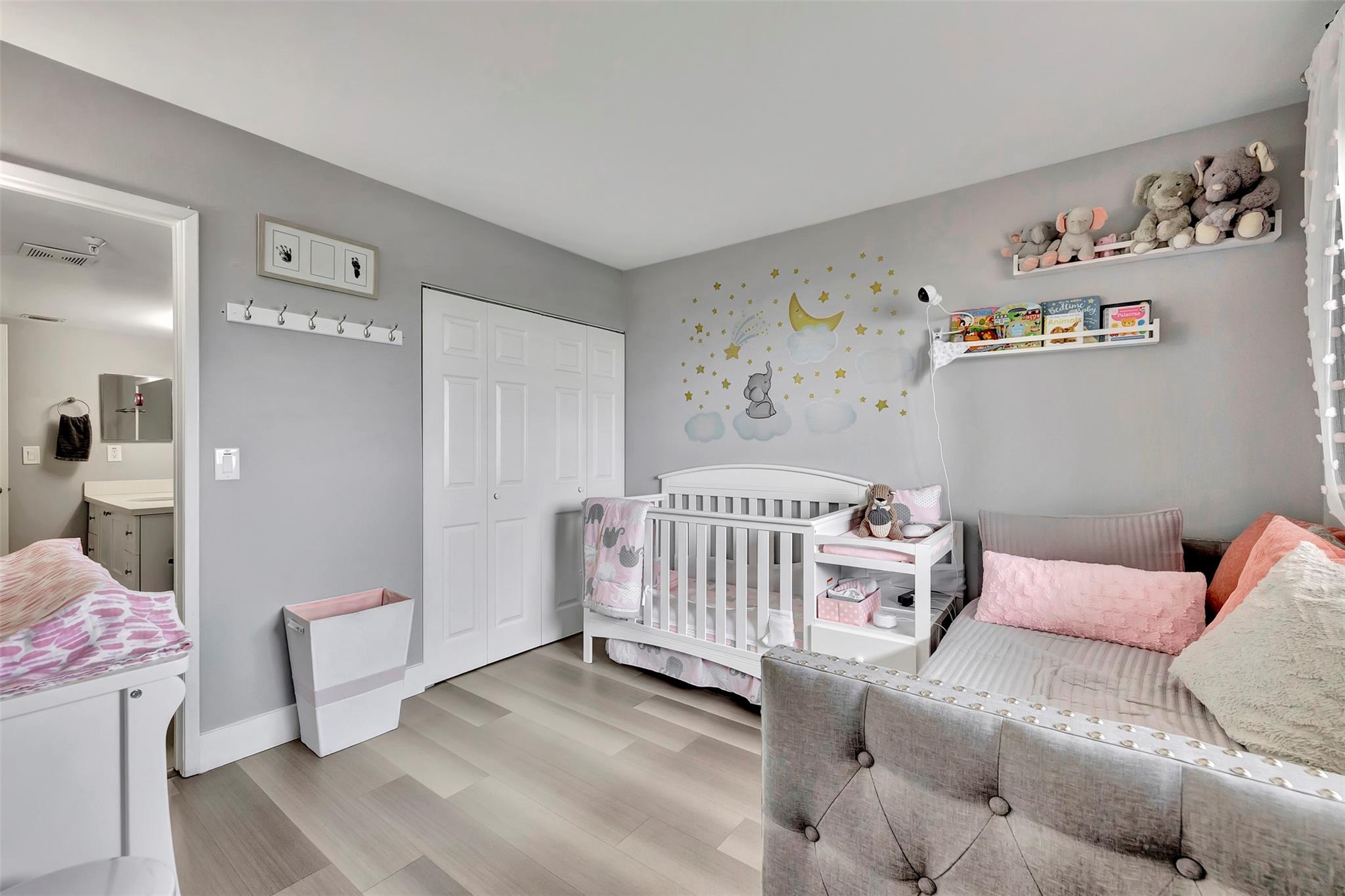 CYPRESS BEND 2 CONDO - Residential