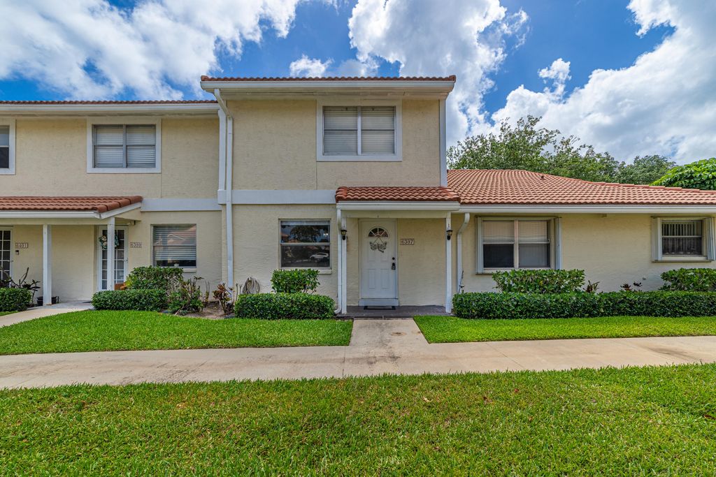 Photo of 6397 Boca Circle, Boca Raton, FL 33433 (MLS # B26030201)