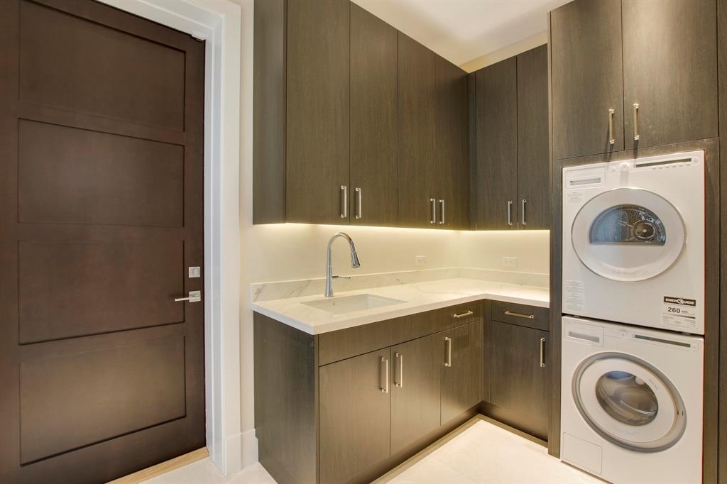 Ranch Colony - Ranch Esta - Residential