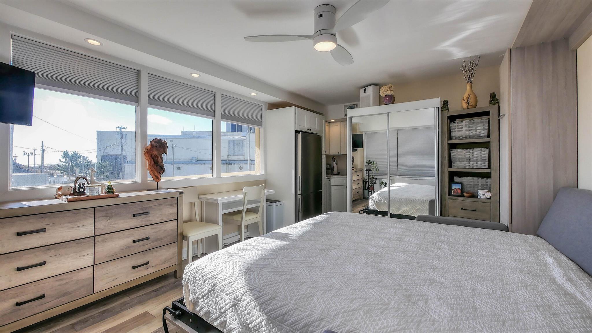 108 S Montpelier Avenue 214