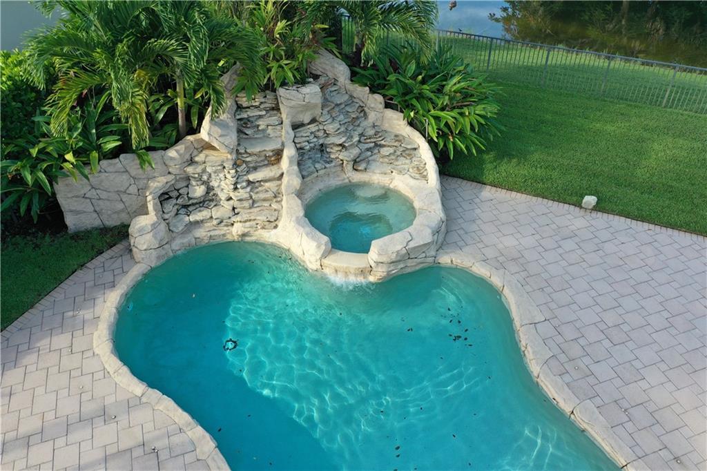 The Falls In Heron Bay - Residential